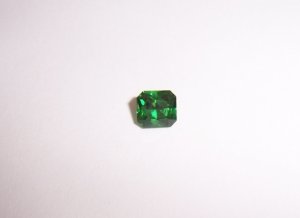 tsavorite_0.jpg