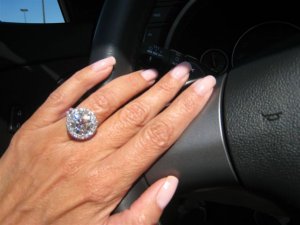 halo_resized_steering_wheel_shot.jpg