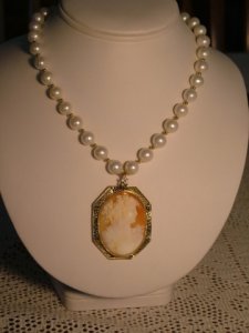 neckbust1.jpg