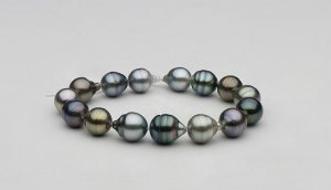 tahitian_bracelet.jpg