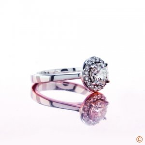 1499_briangavin_customhalo1b_090612.jpg 1499_briangavin_customhalo1b_090612.jpg