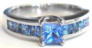 gr5220-sapphire-rings.jpg