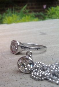 pendant_and_rings_0.jpg