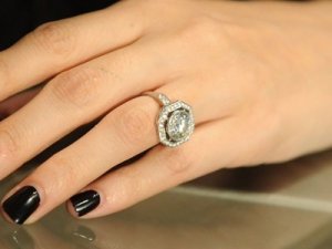 0219-nicole-ring_we.jpg 0219-nicole-ring_we.jpg