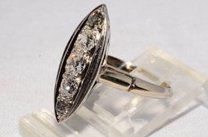15_seller_long_ring.jpg