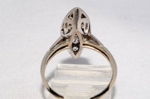 17_seller_long_ring.jpg