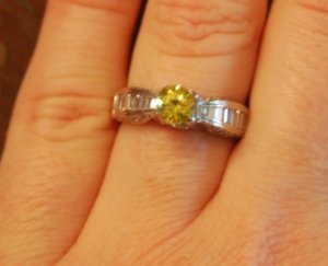 ring-yellow.jpg