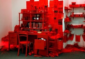 redroom1.jpg redroom1.jpg