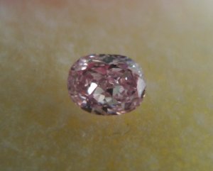pink_diamond_natural_light.jpg