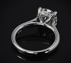 vatche-platinum-caroline-solitaire-engagement-ring-for-whiteflash-33703_b.jpg vatche-platinum-caroline-solitaire-engagement-ring-for-whiteflash-33703_b.jpg