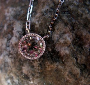 bgd_pendant_5.jpg