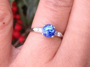 antique_blue_sapphire_3.jpg