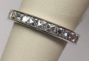 french-cut_diamond_band.jpg