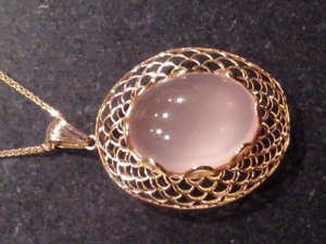 rosependant.jpg