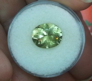 yellow-green_tourmaline2.jpg yellow-green_tourmaline2.jpg