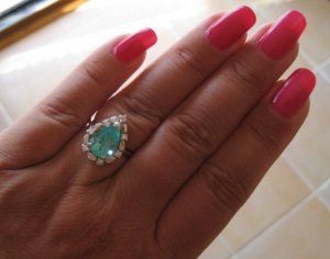 emerald_pear1a_2.jpg