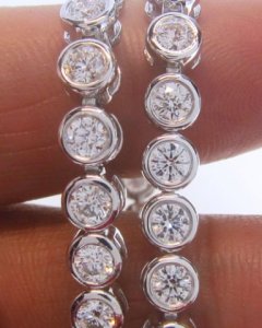 bezel_bracelet.jpg bezel_bracelet.jpg