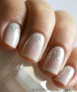 prettysparkleweddingnails.jpg