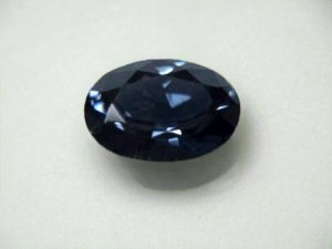 dark_blue_spinel_2.jpg