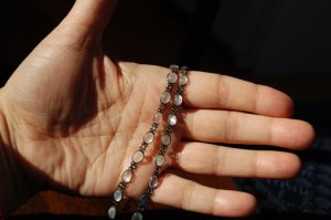 kiz-moonstonenecklace2.jpg