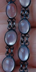 kiz-moonstonenecklace3.jpg
