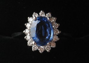 sapphire_ceylon__amp__diamond_ring.jpg