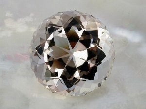 16blacktriangle_2.jpg