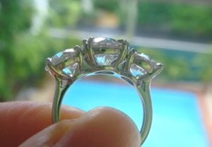 previous_3-stone_ring_a.jpg