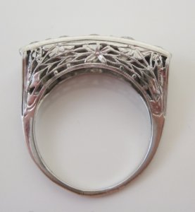 deco_diamond_13stone_band_side2.jpg