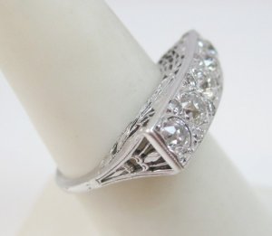 deco_diamond_13stone_band_0.jpg