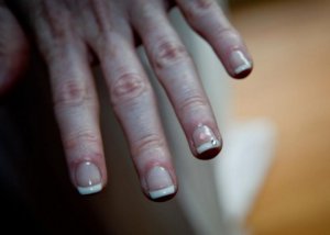 wedding_nails.jpg