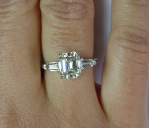 r5147-emerald-ring-hand_-_finished.jpg