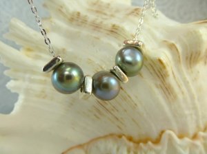 green_pearls.jpg