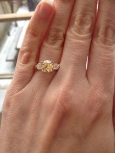yellow_garnet_handshot2.jpg yellow_garnet_handshot2.jpg