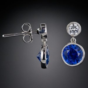 sapphirestuds2.jpg sapphirestuds2.jpg