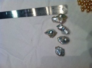 30x60_metallicbaroqueandloosegoldens.jpg