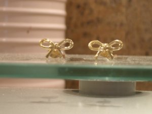 tiffany gold bow earrings
