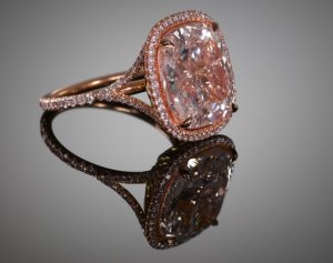 natural-fancy-light-pink-diamond-ring-2.jpg