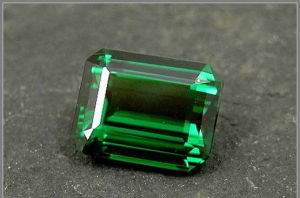 tsavorit-tsavorite4d.png