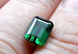 tsavorit-tsavorite4b.png