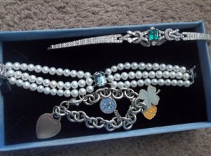 bracelets1.jpg
