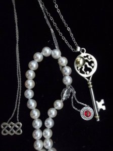 necklaces1.jpg