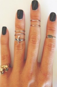 current-obsession-knuckle-rings--large-msg-136122303081.jpg