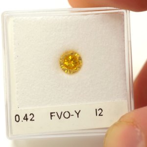 fancy-vivid-yellow-round-diamond-43650_779a39c1.jpg fancy-vivid-yellow-round-diamond-43650_779a39c1.jpg