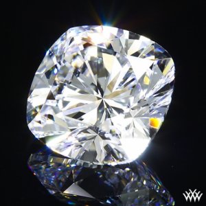 glam_gia2151212760.jpg