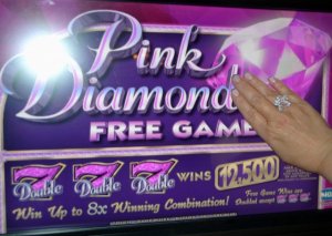 pink_diamond_slots.jpg