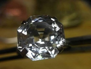 white_sapphire_ring__10_.jpg white_sapphire_ring__10_.jpg