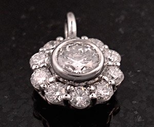 adwar_pendant_2.jpg