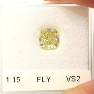 fancy-light-yellow-cushion-diamond-45116.jpg