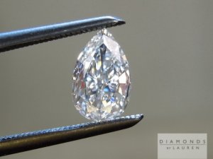 r4950-pear-diamond-white-b.jpg